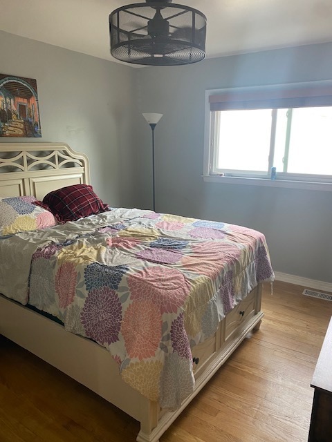 49 N Shaddle Avenue, Mundelein, IL 60060