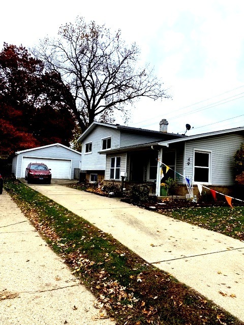 49 N Shaddle Avenue, Mundelein, IL 60060