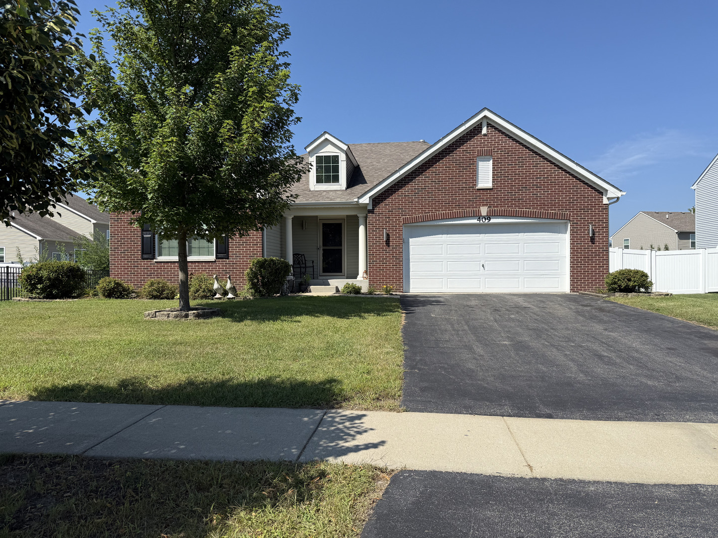 409 Rockfish Street, Joliet, IL 60431