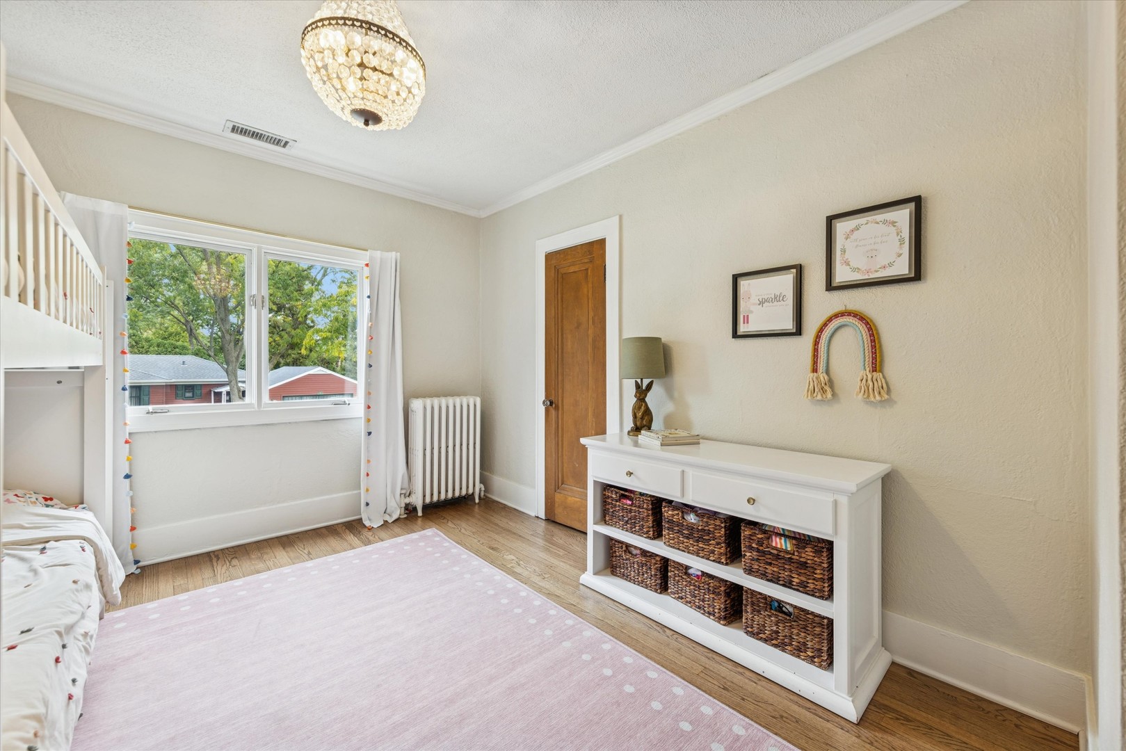 233 N Park Boulevard, Glen Ellyn, IL 60137