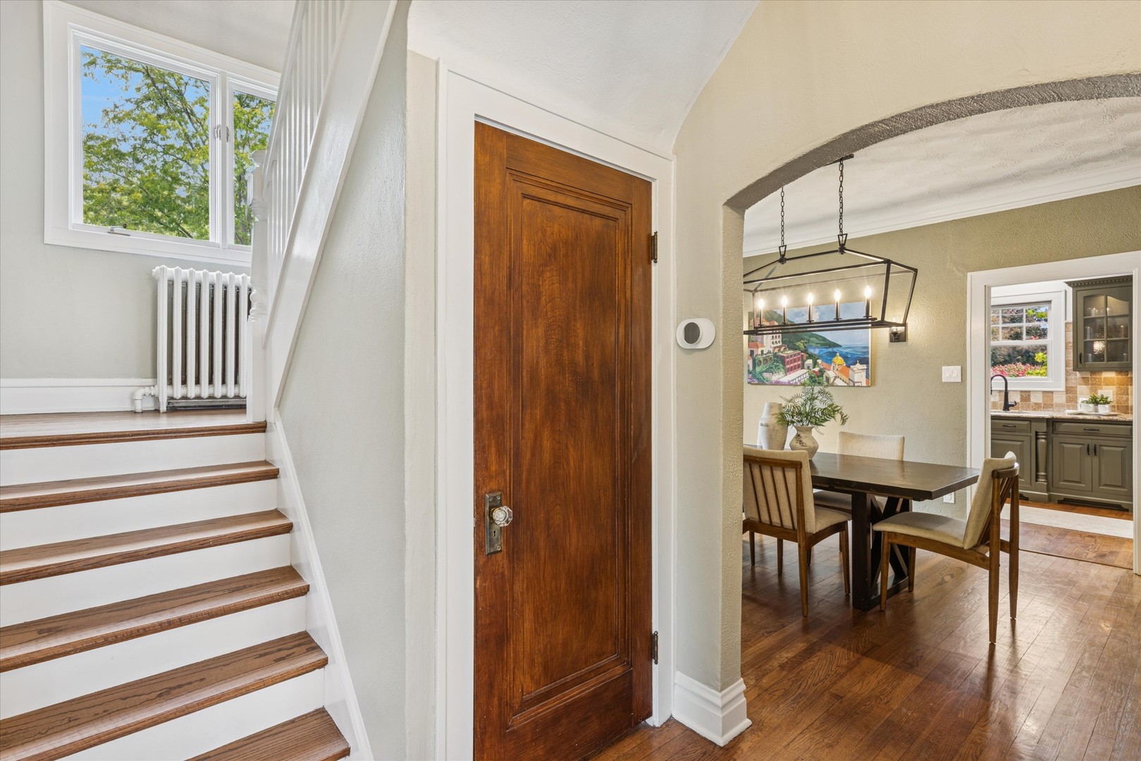 233 N Park Boulevard, Glen Ellyn, IL 60137