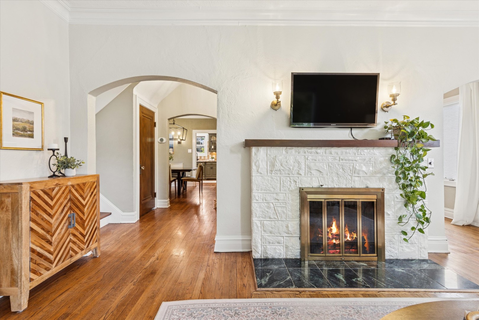 233 N Park Boulevard, Glen Ellyn, IL 60137