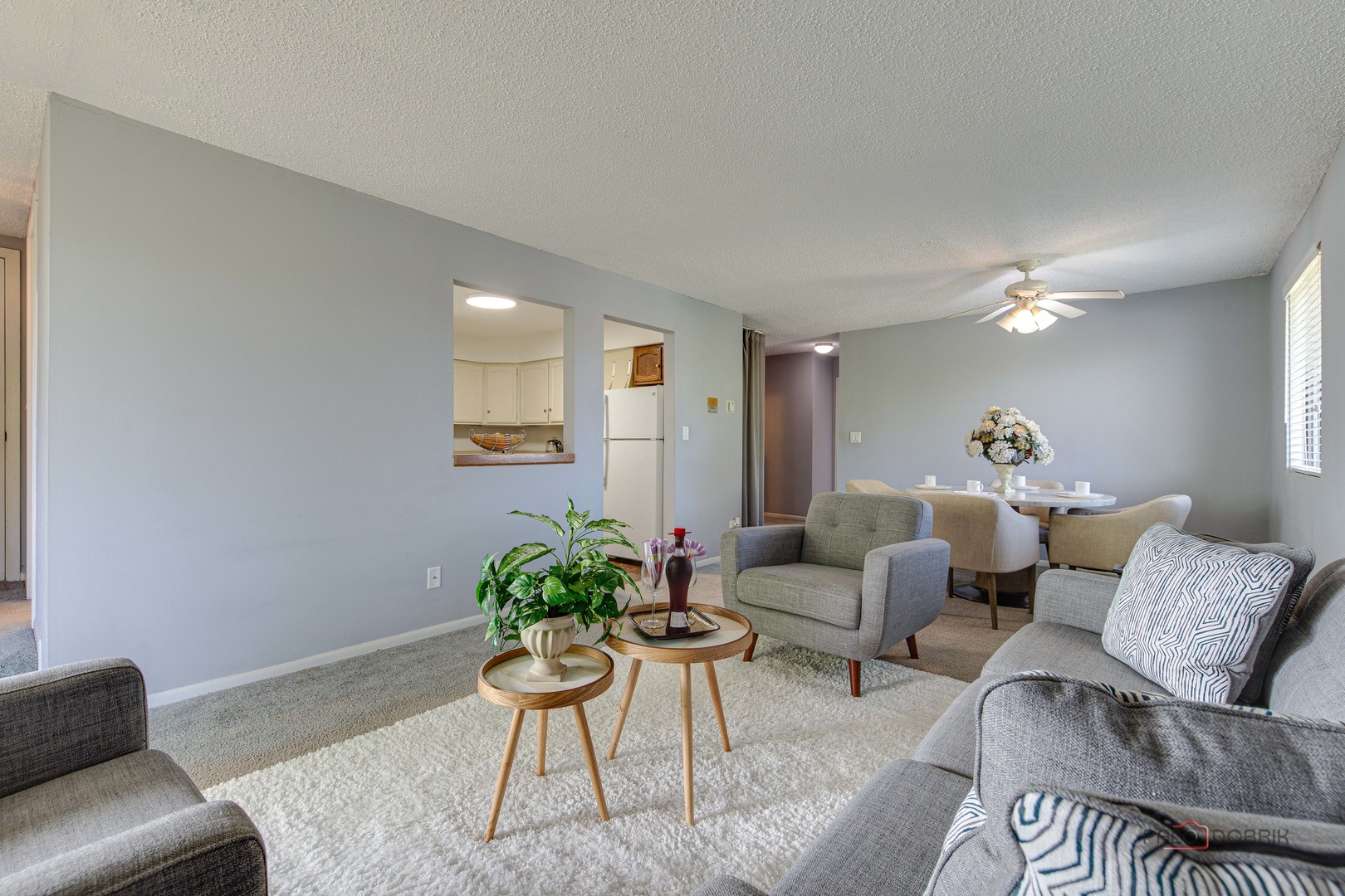 4 PARKSIDE Court #12, Vernon Hills, IL 60061