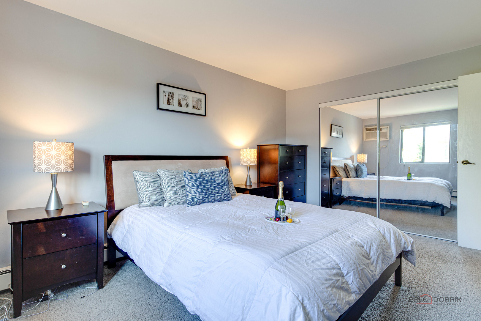 4 PARKSIDE Court #12, Vernon Hills, IL 60061