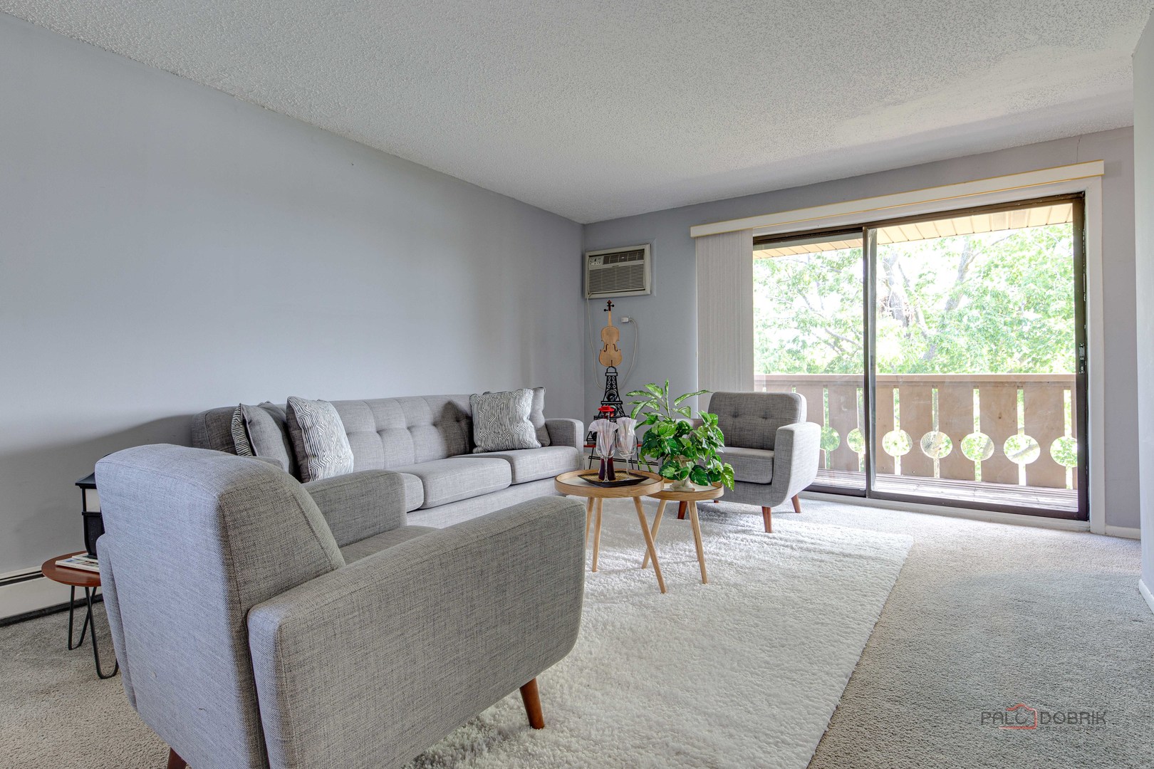 4 PARKSIDE Court #12, Vernon Hills, IL 60061