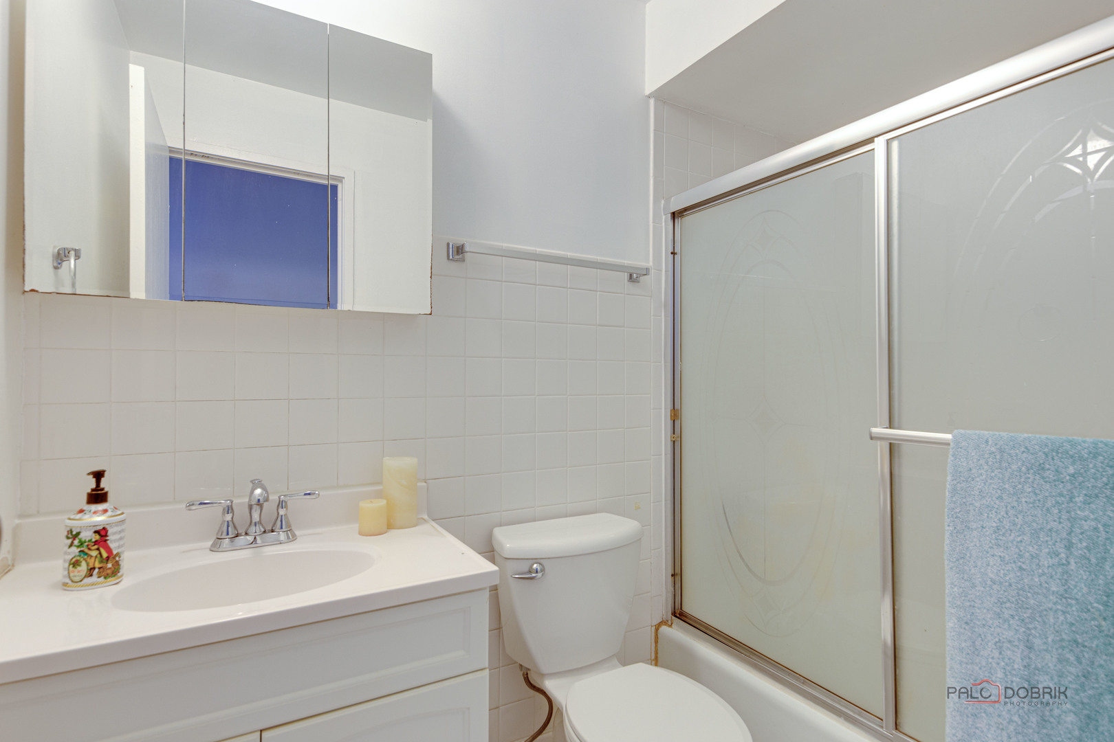 4 PARKSIDE Court #12, Vernon Hills, IL 60061