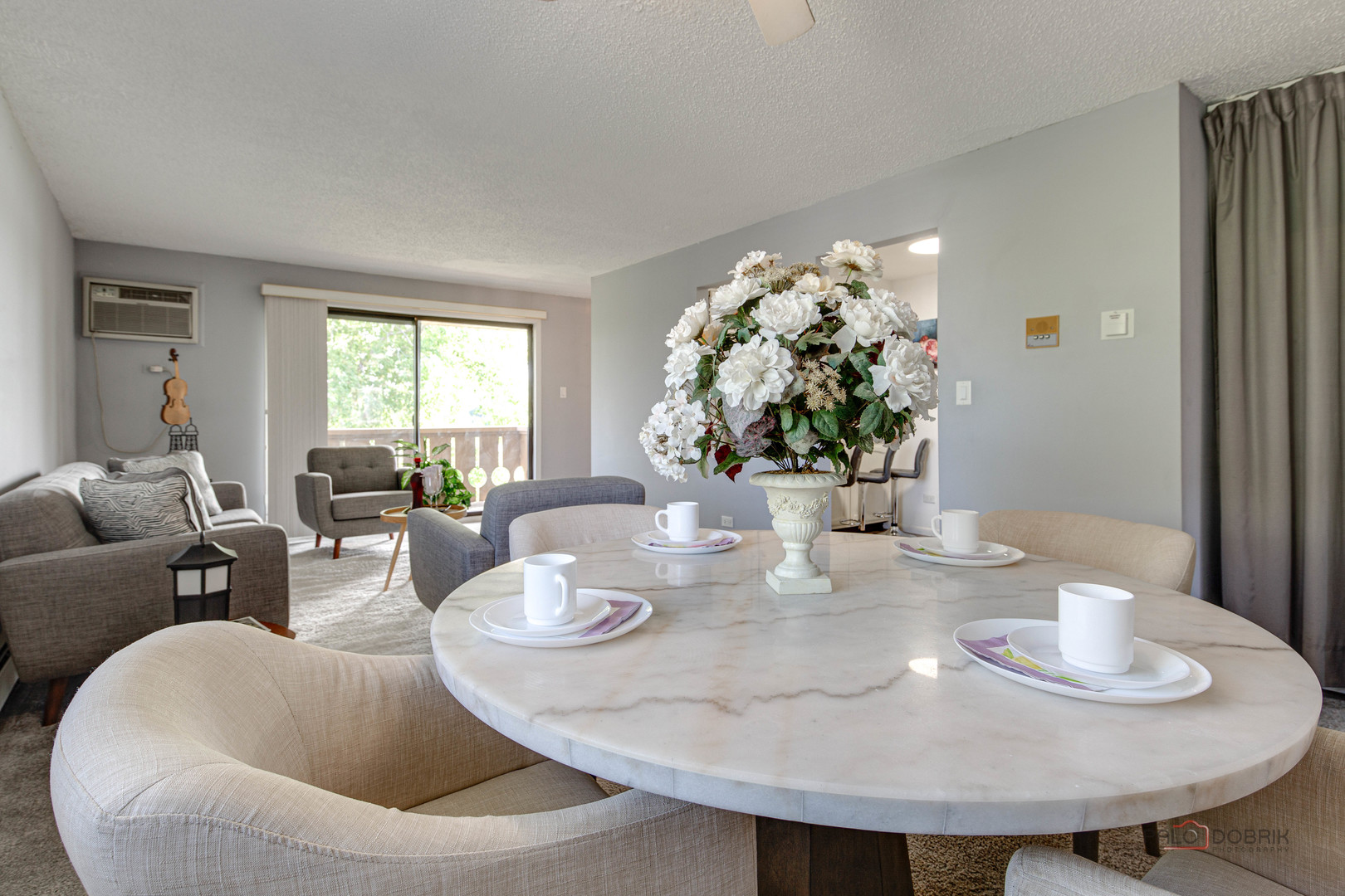 4 PARKSIDE Court #12, Vernon Hills, IL 60061