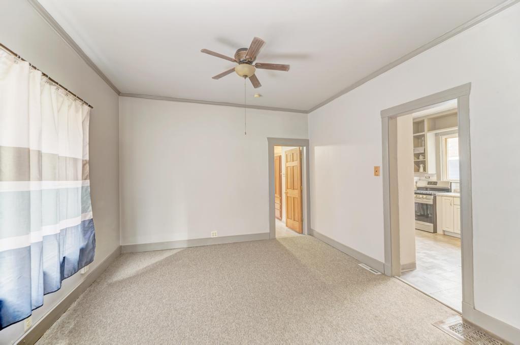 820 S 17th Avenue, Maywood, IL 60153