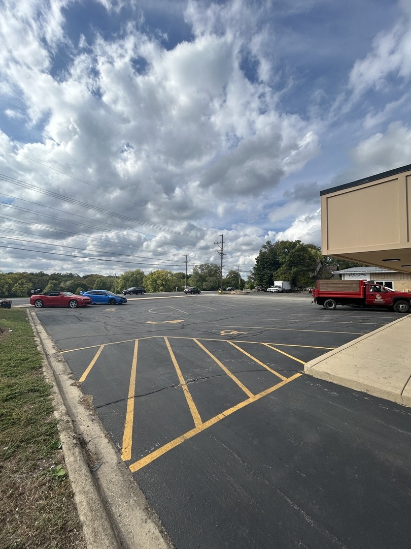 1001 Aurora Avenue #A, Aurora, IL 60505