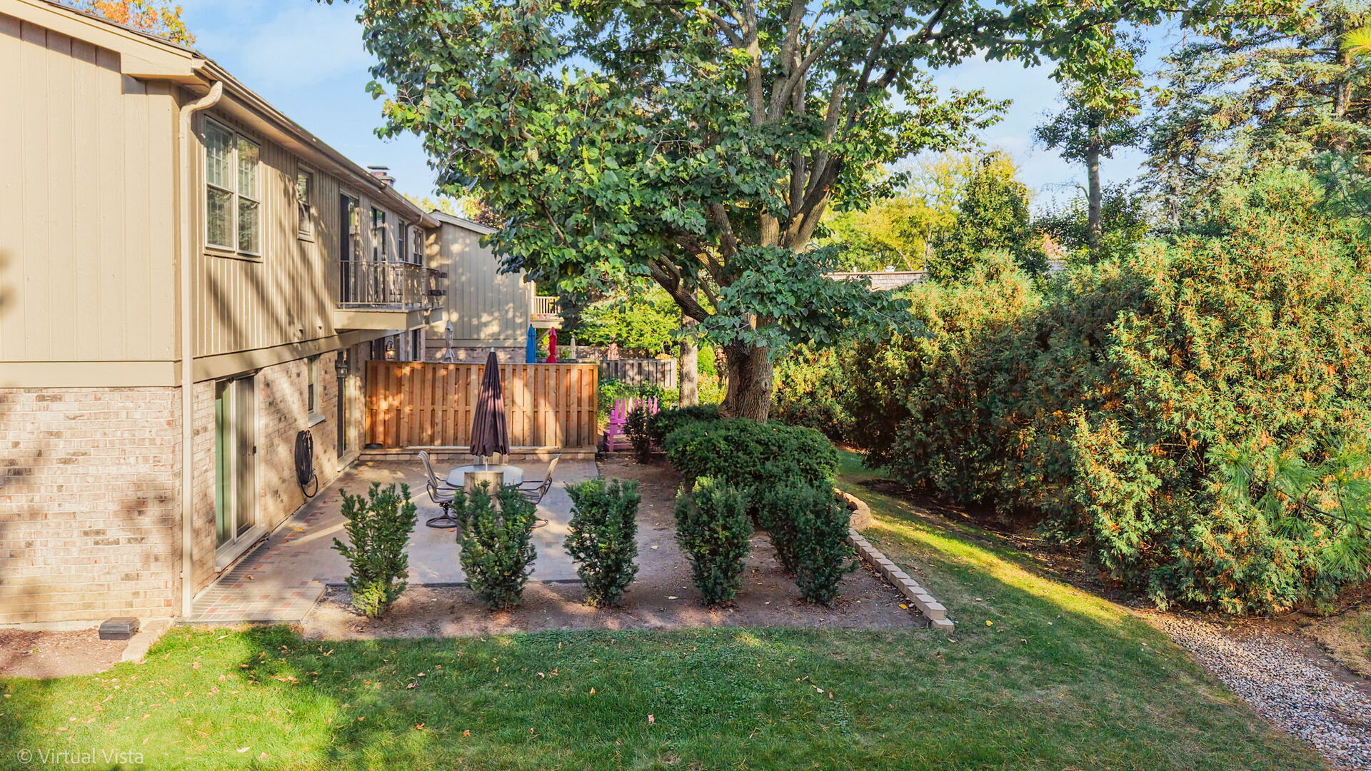 19W067 Avenue Normandy South, Oak Brook, IL 60523