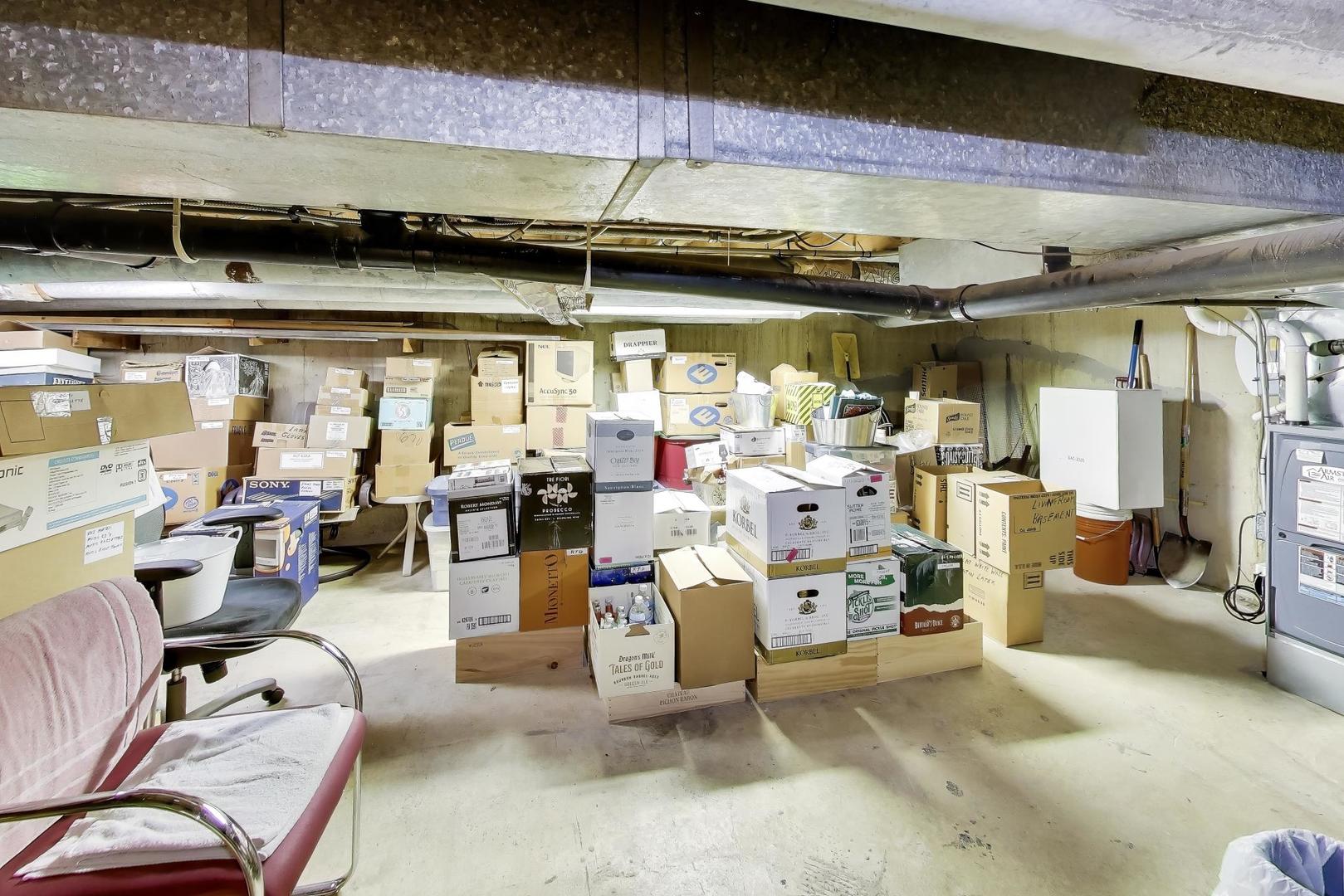 19W067 Avenue Normandy South, Oak Brook, IL 60523