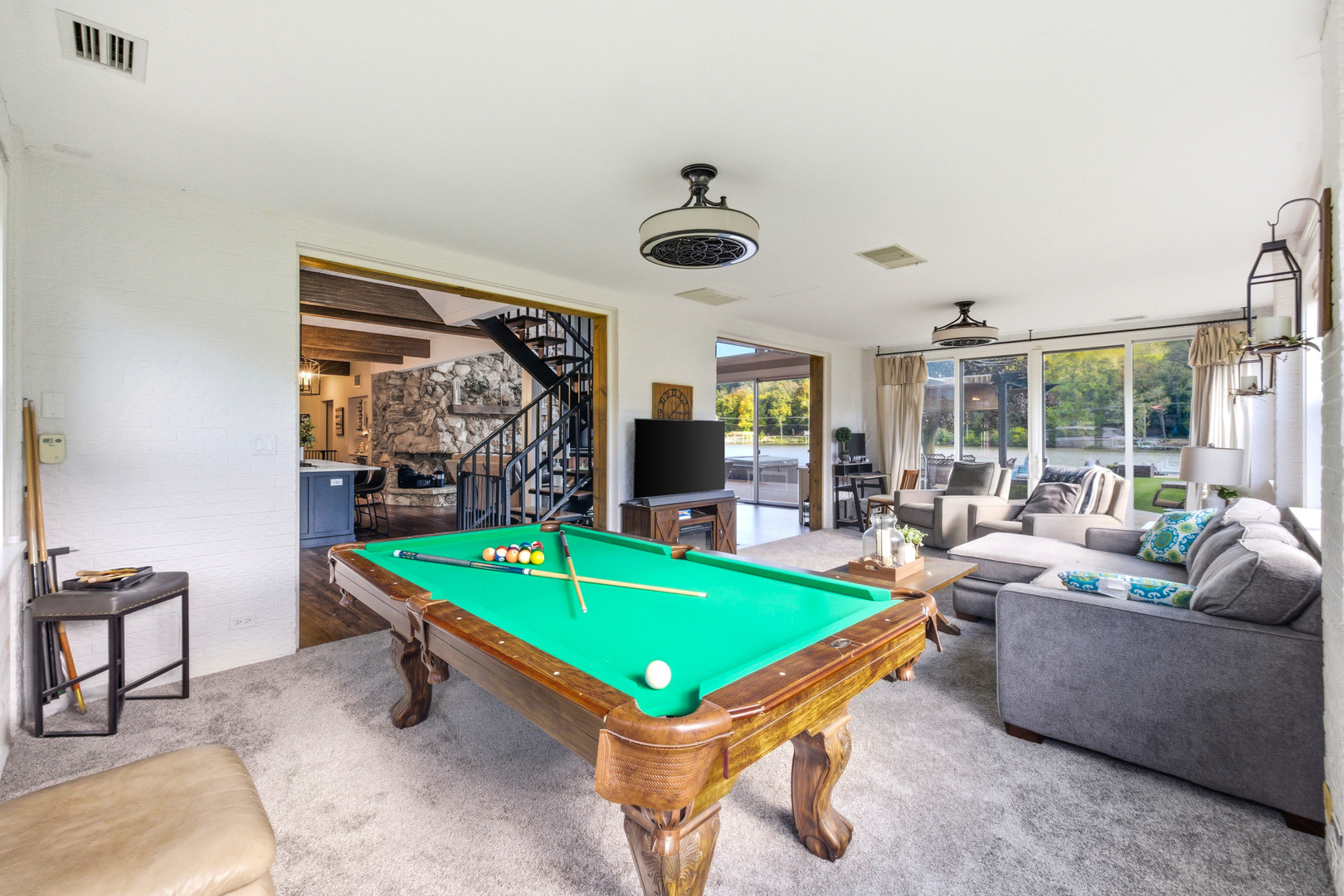 1649 Heather Drive, Algonquin, IL 60102