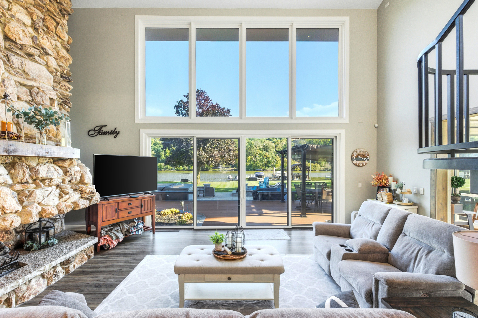 1649 Heather Drive, Algonquin, IL 60102