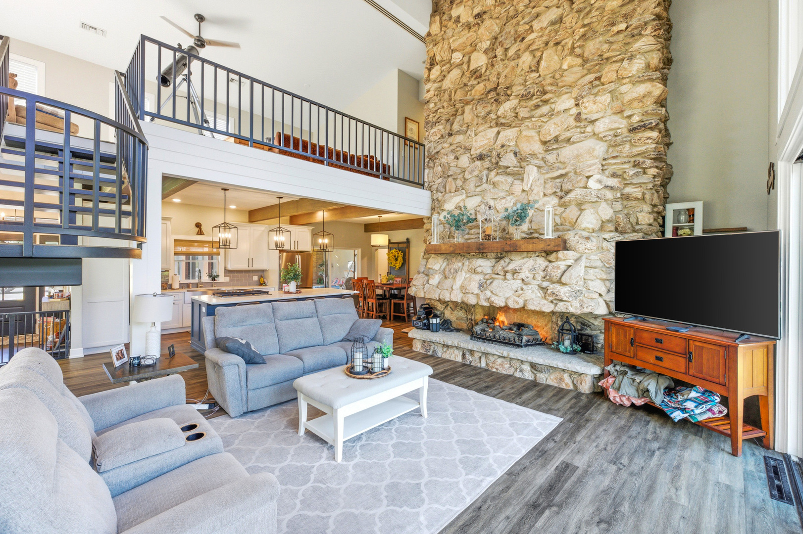 1649 Heather Drive, Algonquin, IL 60102