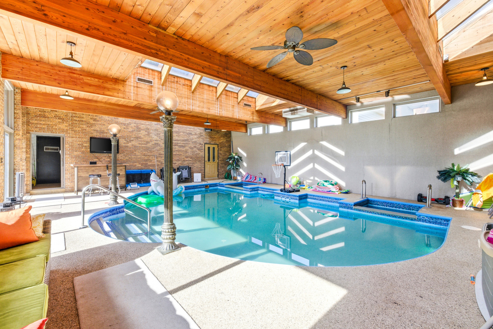 1649 Heather Drive, Algonquin, IL 60102