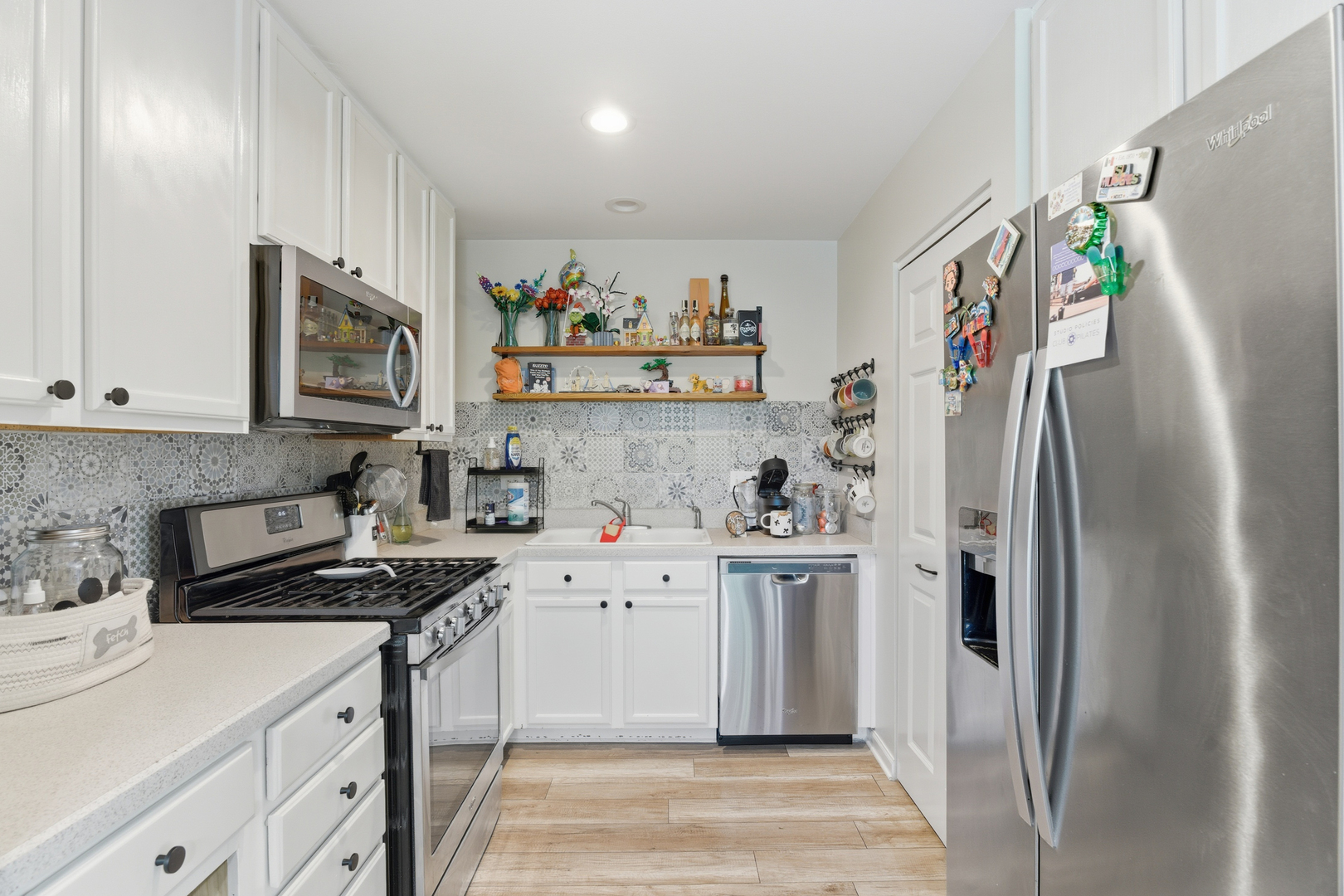 39122 Welsh Lane, Beach Park, IL 60083