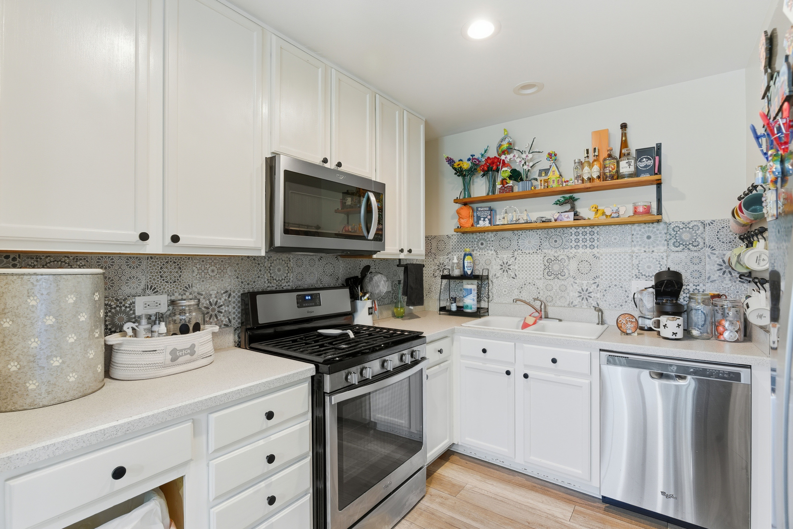 39122 Welsh Lane, Beach Park, IL 60083