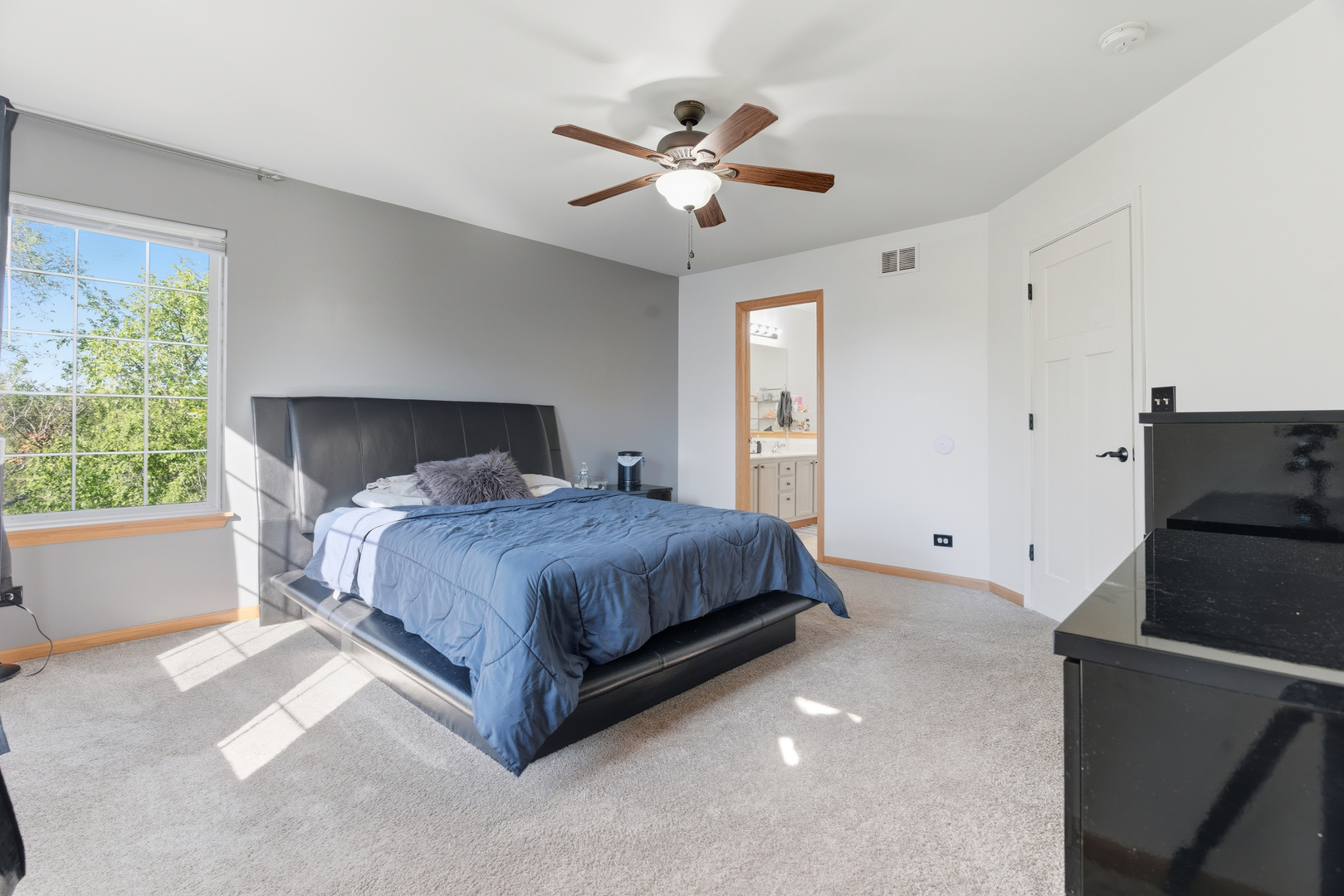 39122 Welsh Lane, Beach Park, IL 60083