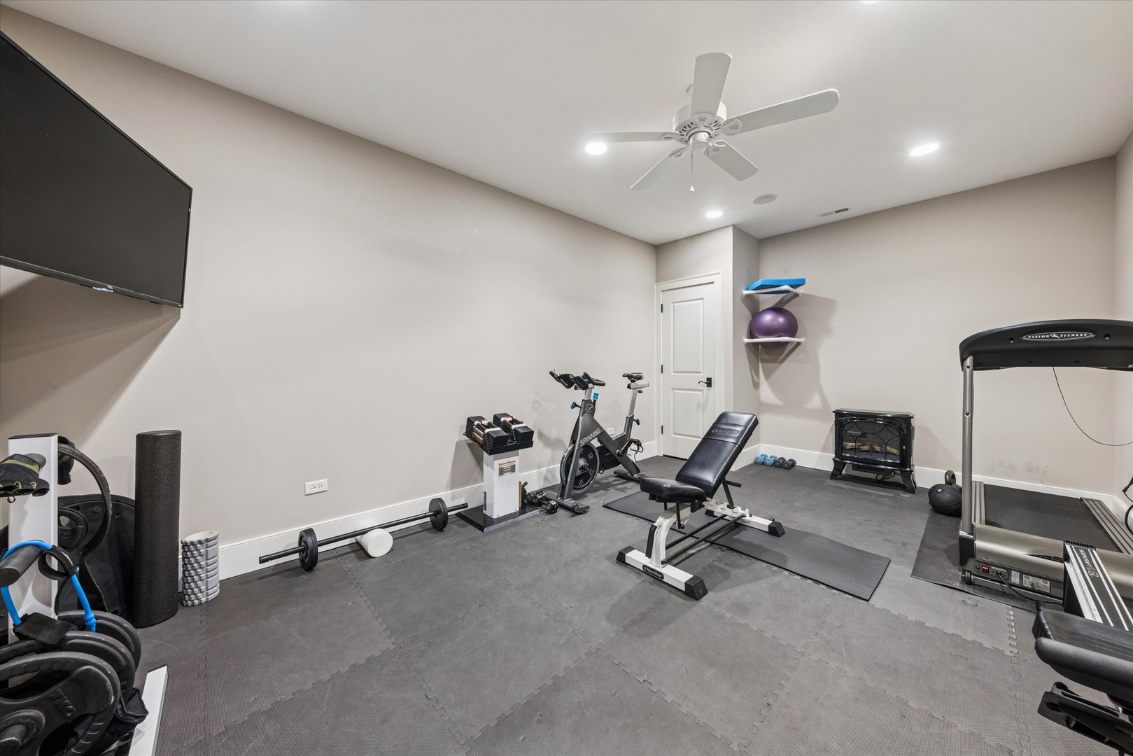 415 N ADAMS Street, Hinsdale, IL 60521