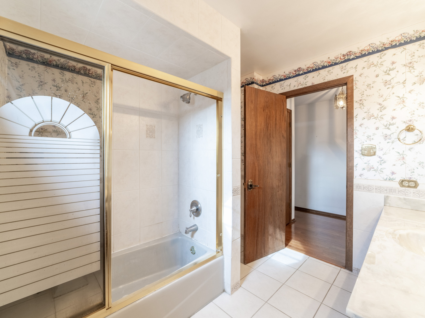 8548 Bethany Lane, Tinley Park, IL 60487