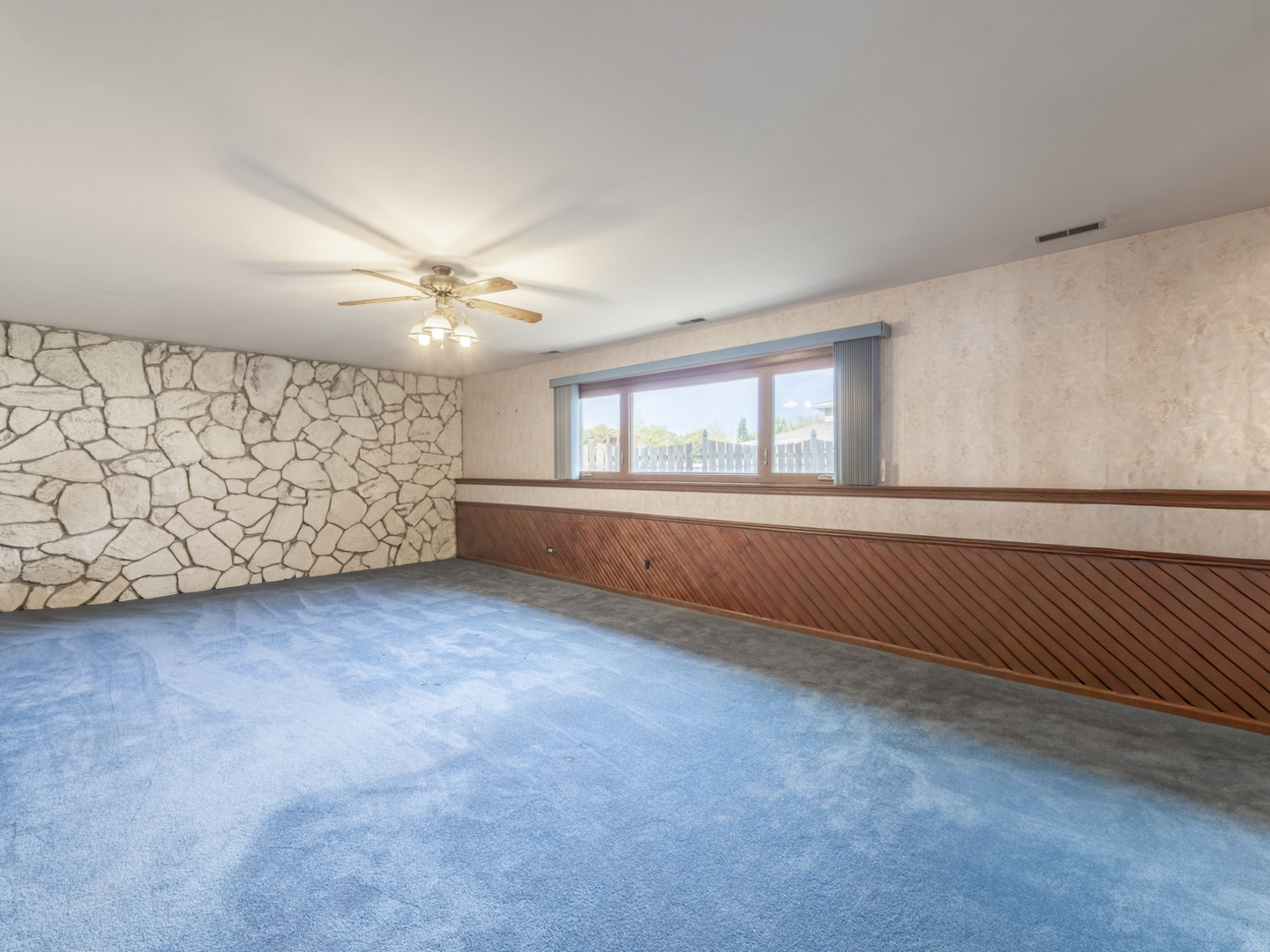 8548 Bethany Lane, Tinley Park, IL 60487