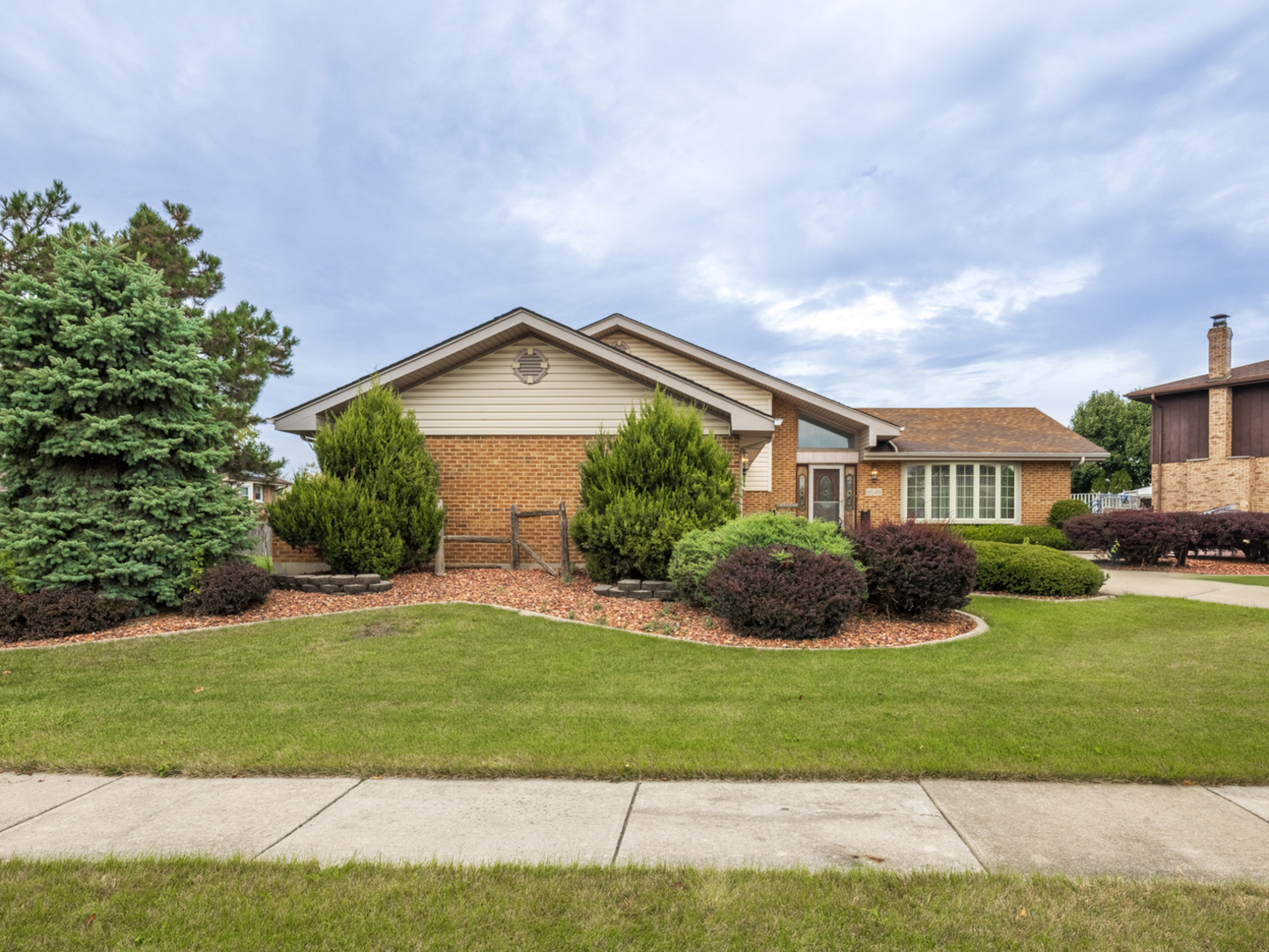 8548 Bethany Lane, Tinley Park, IL 60487