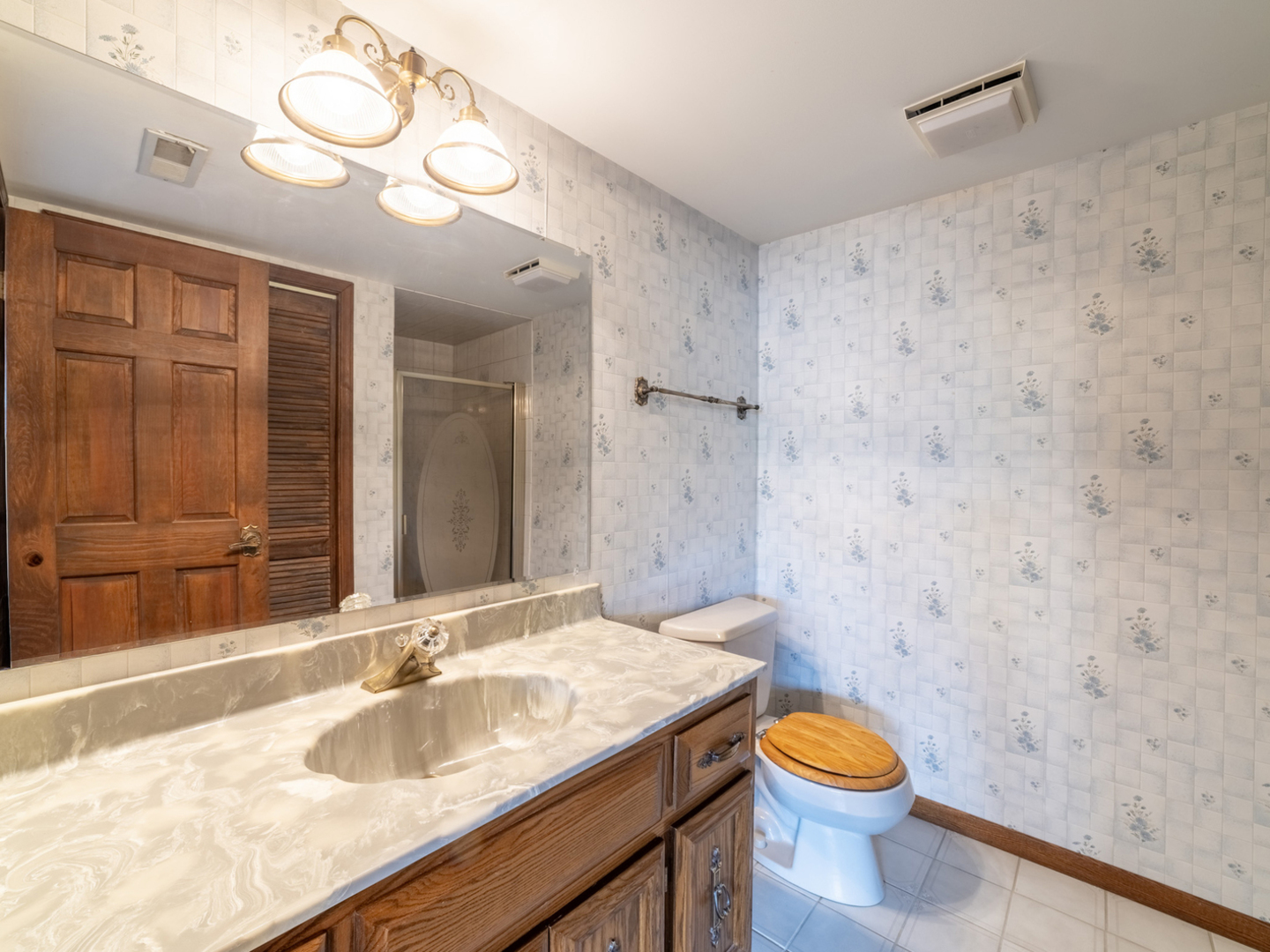 8548 Bethany Lane, Tinley Park, IL 60487