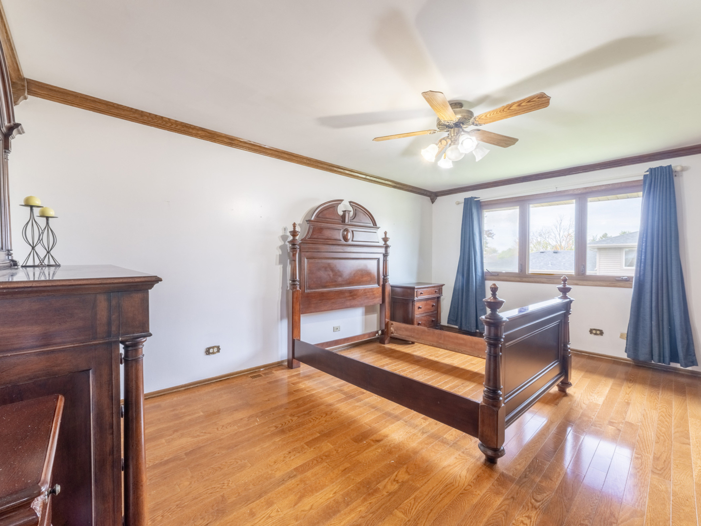 8548 Bethany Lane, Tinley Park, IL 60487