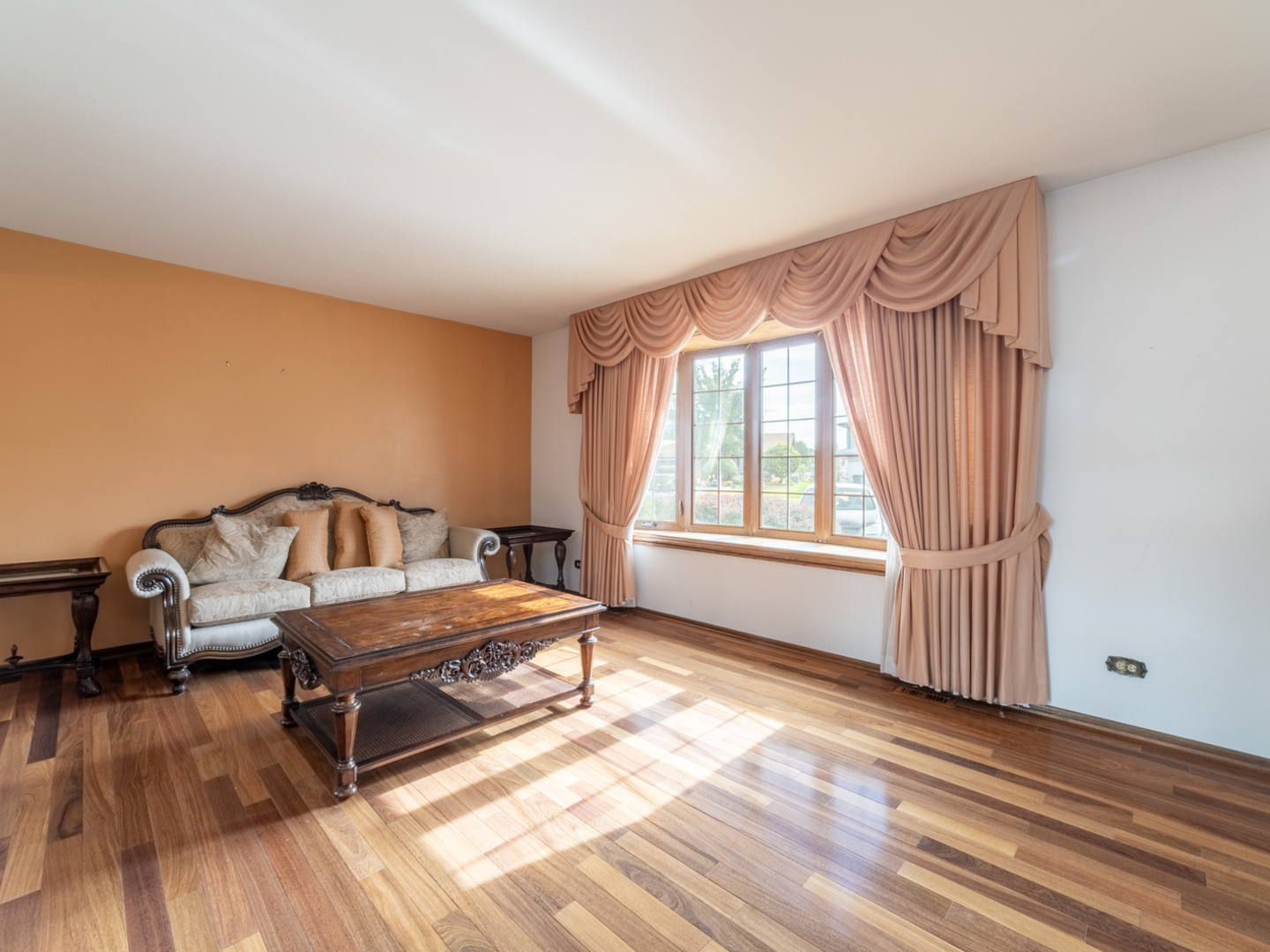 8548 Bethany Lane, Tinley Park, IL 60487