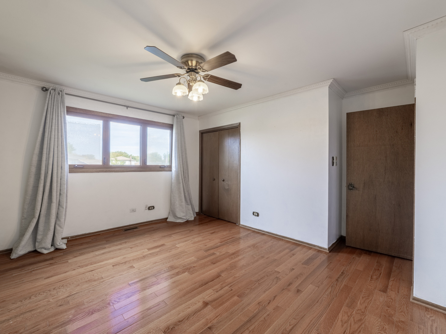 8548 Bethany Lane, Tinley Park, IL 60487