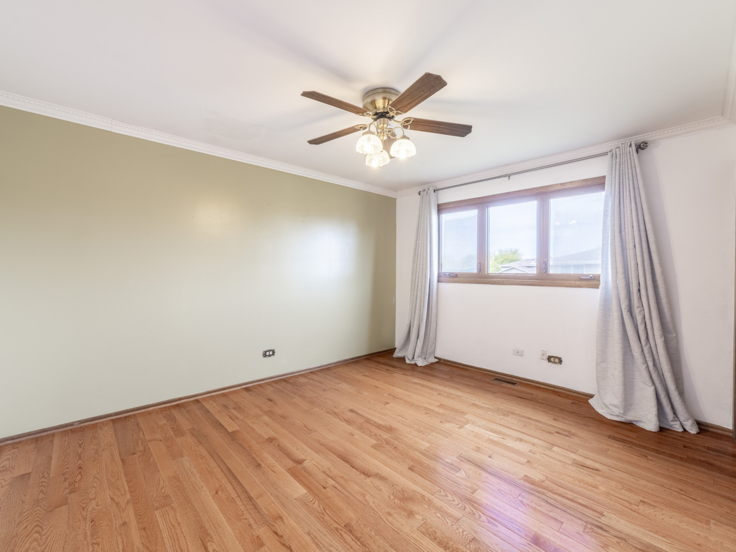 8548 Bethany Lane, Tinley Park, IL 60487