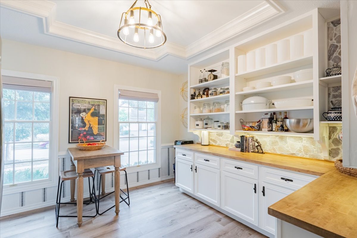 45 Pebblebrook Court, Bloomington, IL 61705