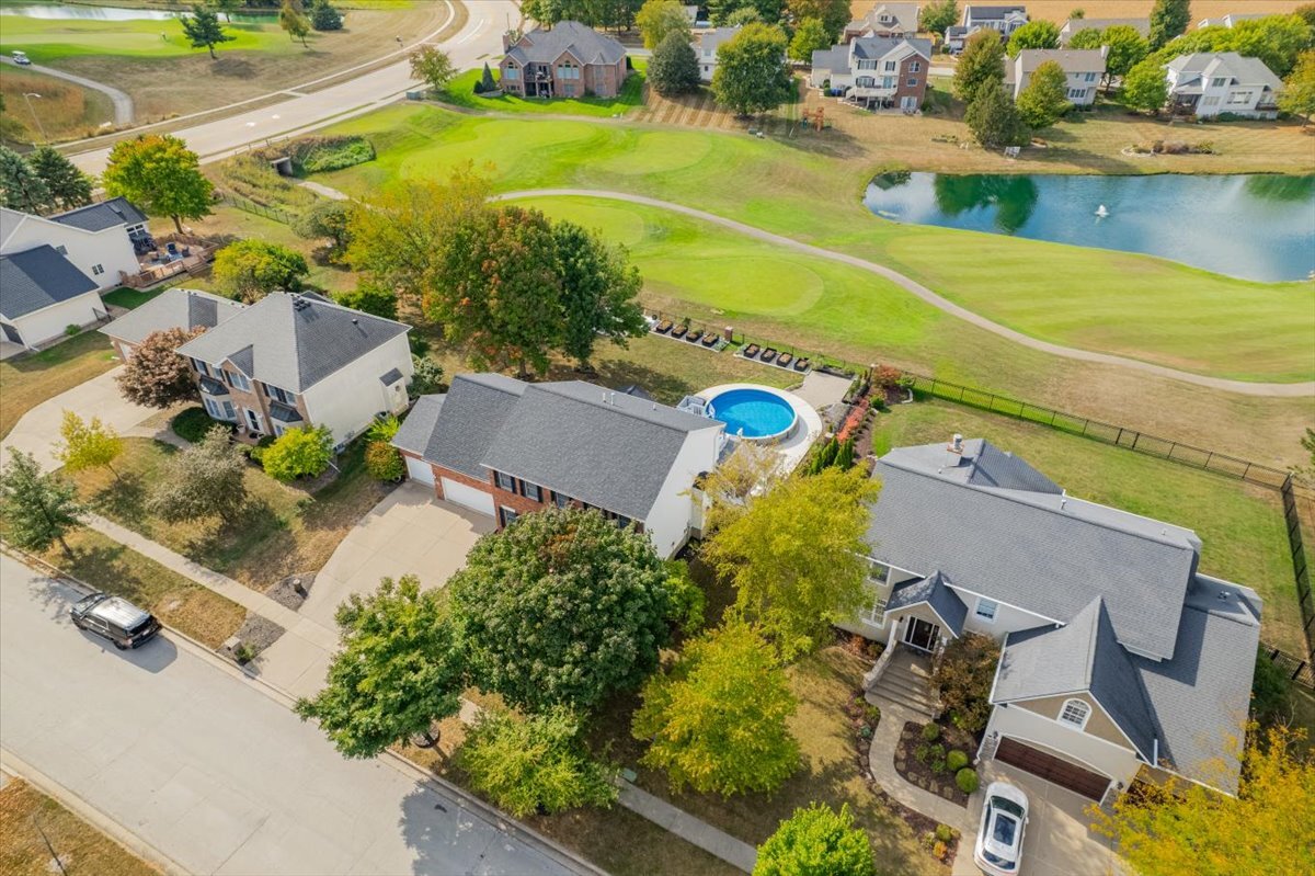 45 Pebblebrook Court, Bloomington, IL 61705