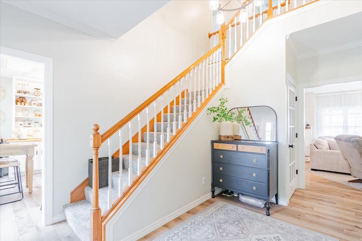 45 Pebblebrook Court, Bloomington, IL 61705