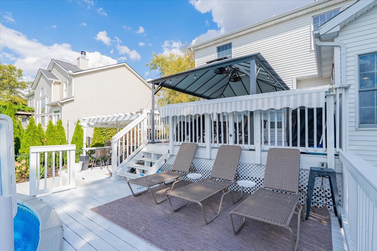 45 Pebblebrook Court, Bloomington, IL 61705