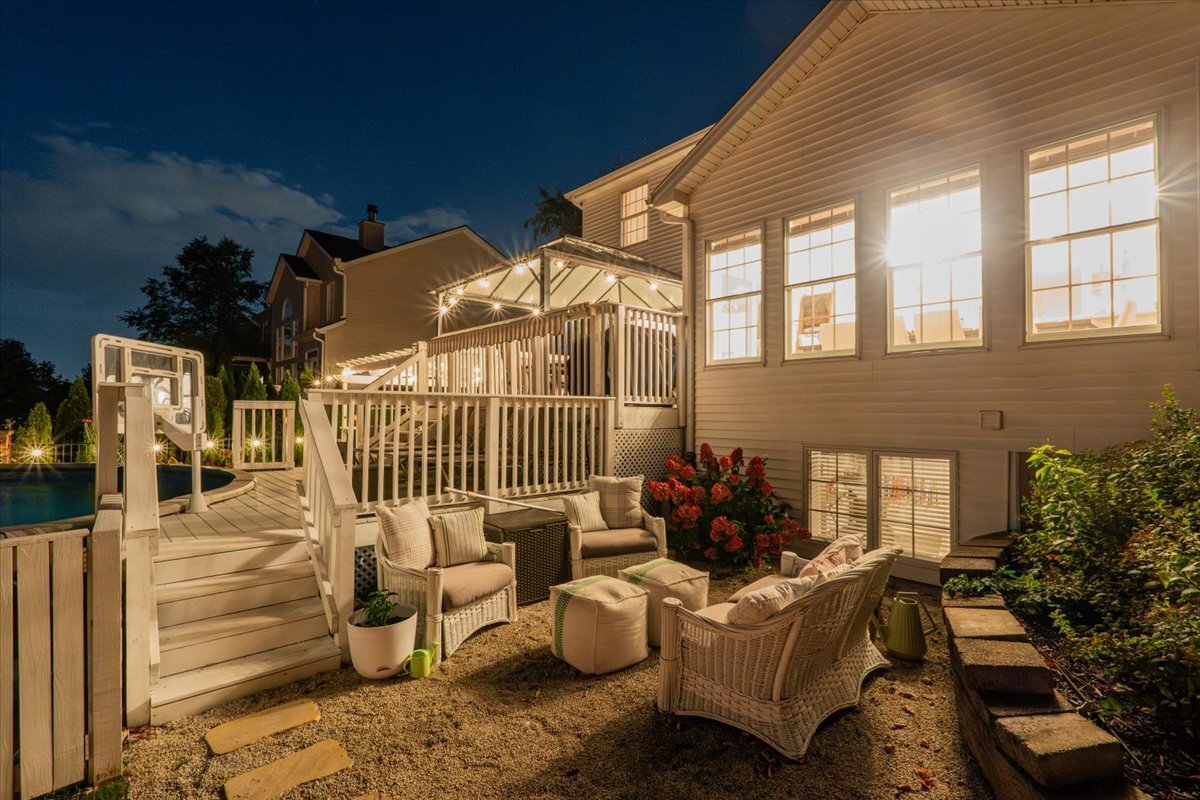 45 Pebblebrook Court, Bloomington, IL 61705