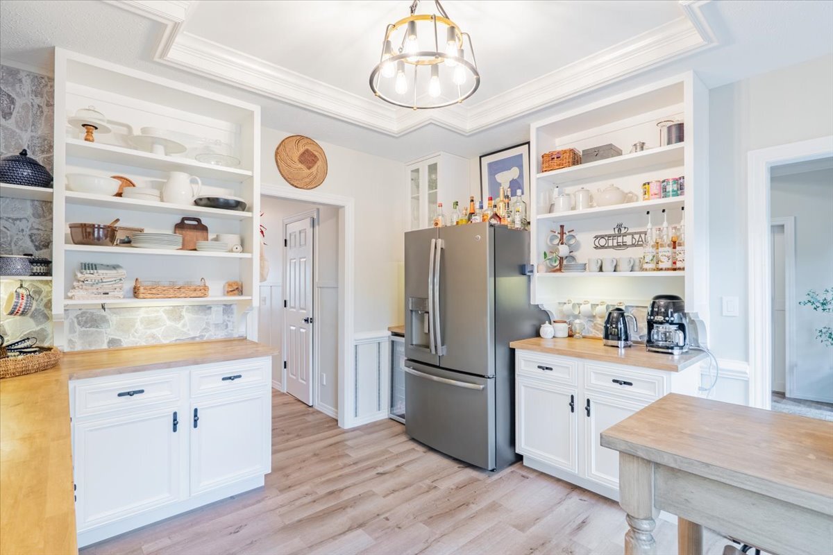 45 Pebblebrook Court, Bloomington, IL 61705