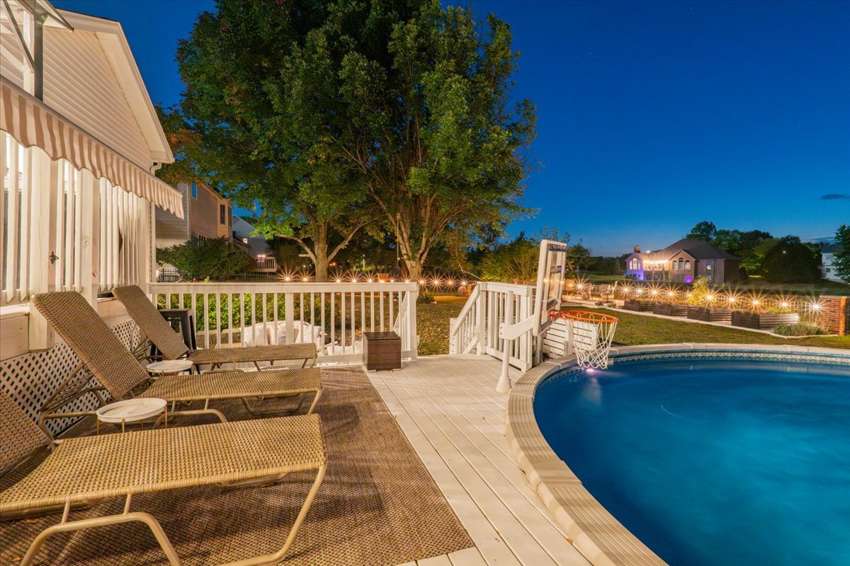 45 Pebblebrook Court, Bloomington, IL 61705