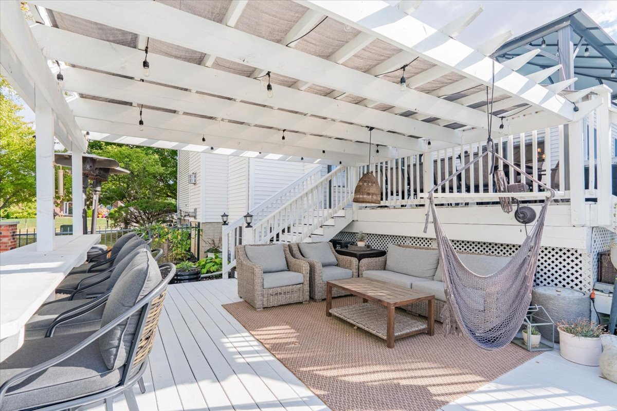 45 Pebblebrook Court, Bloomington, IL 61705