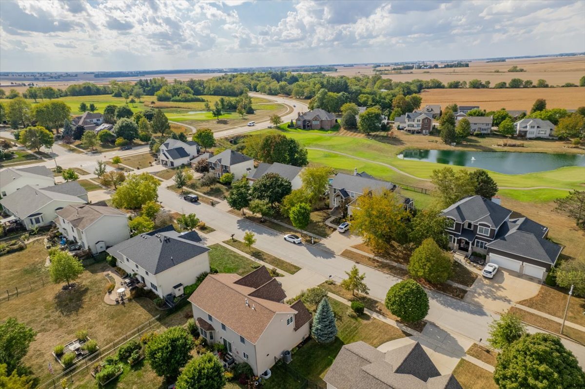 45 Pebblebrook Court, Bloomington, IL 61705