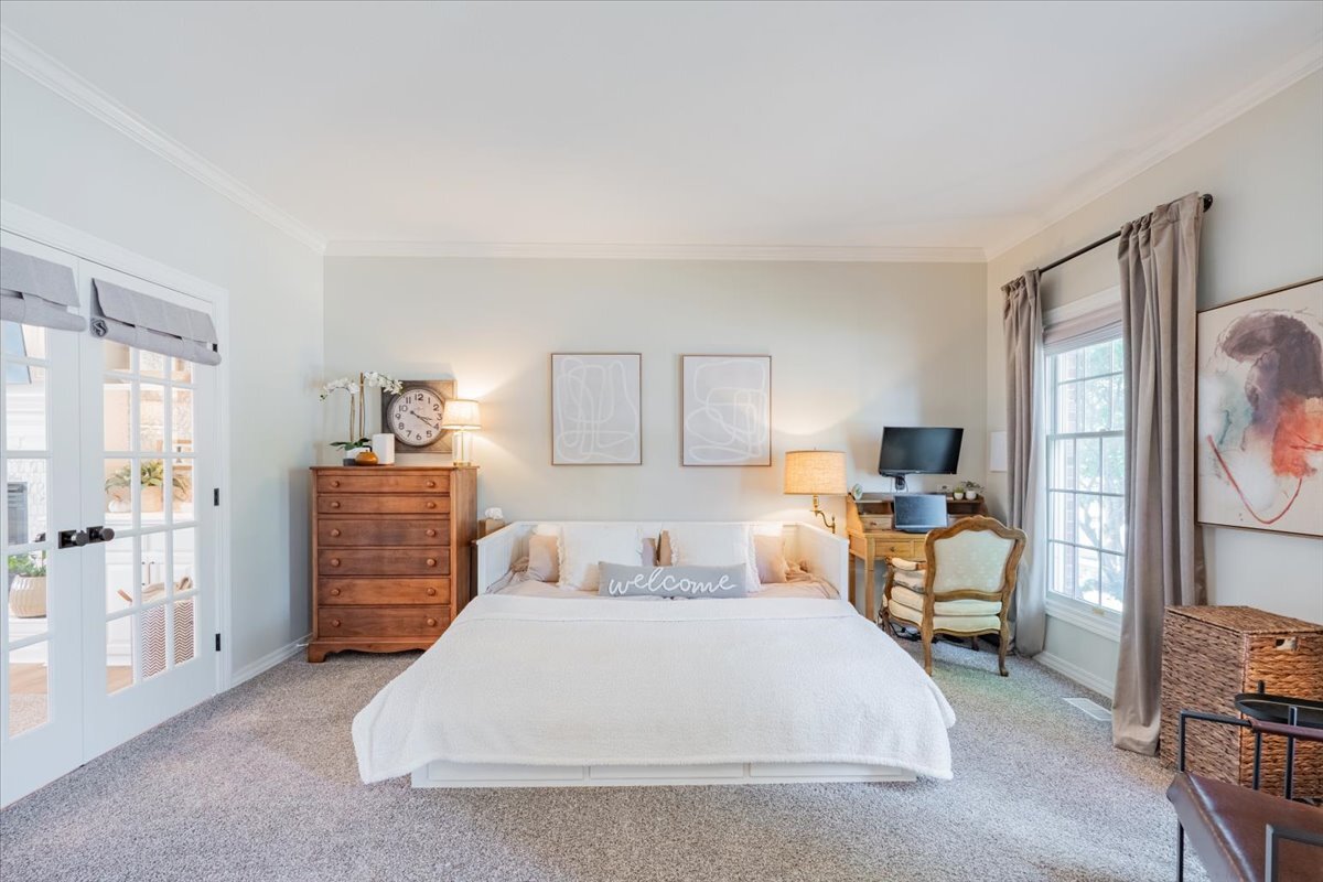 45 Pebblebrook Court, Bloomington, IL 61705