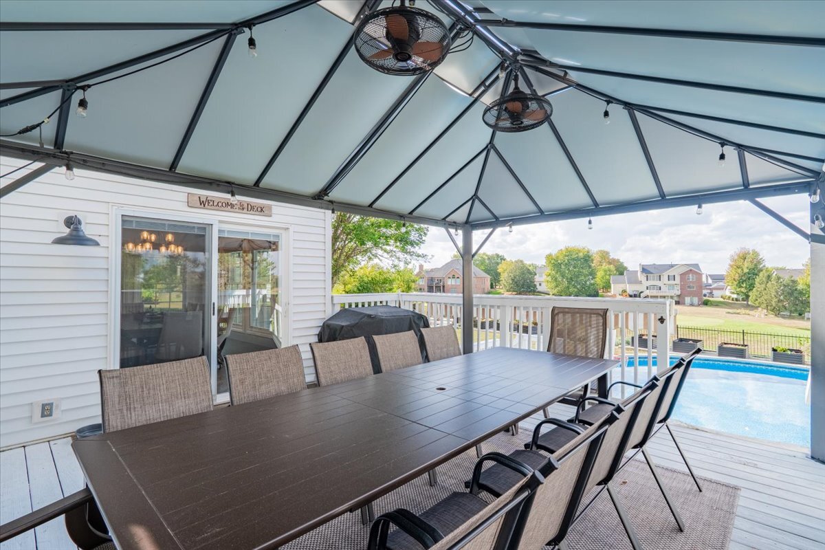 45 Pebblebrook Court, Bloomington, IL 61705