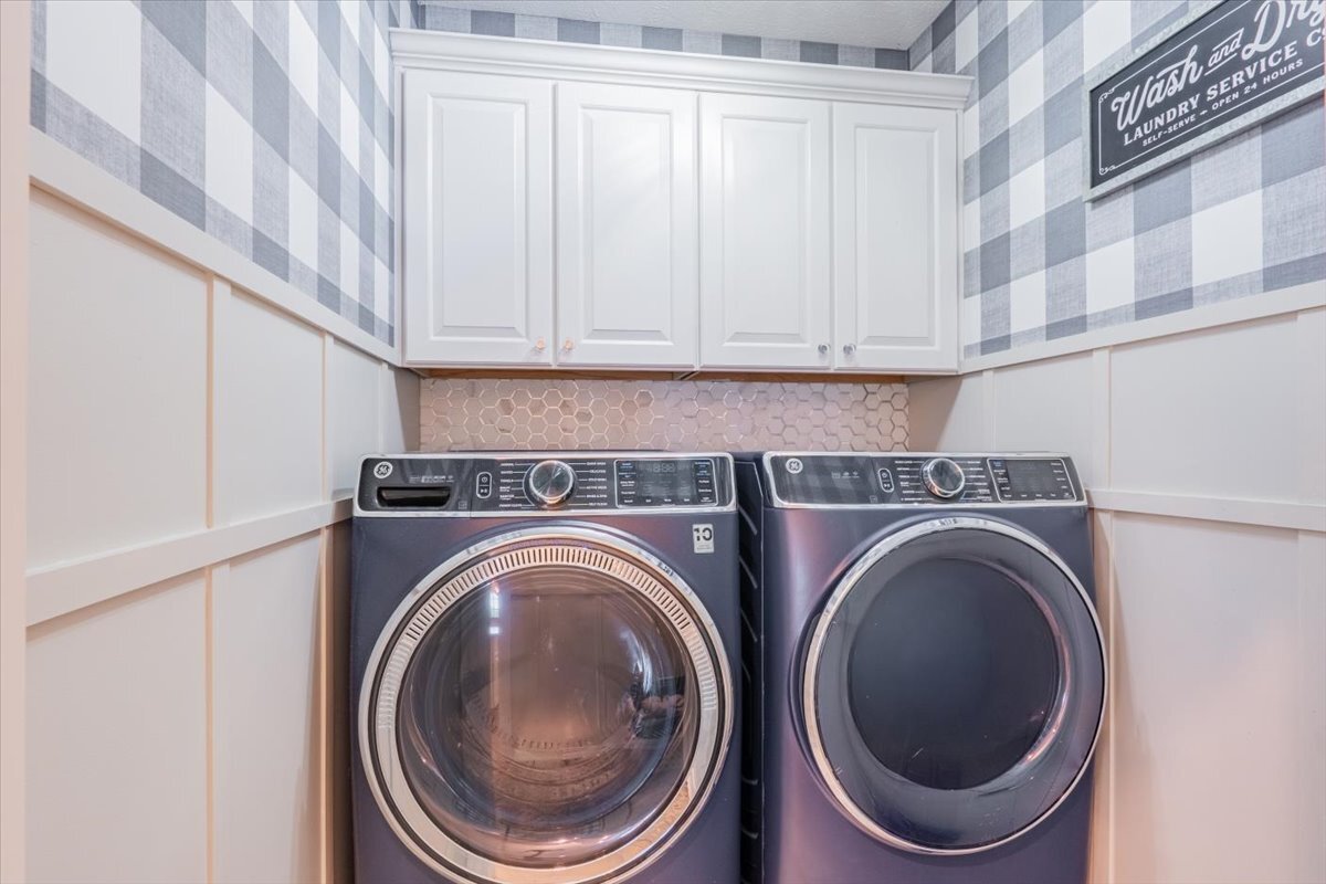 45 Pebblebrook Court, Bloomington, IL 61705