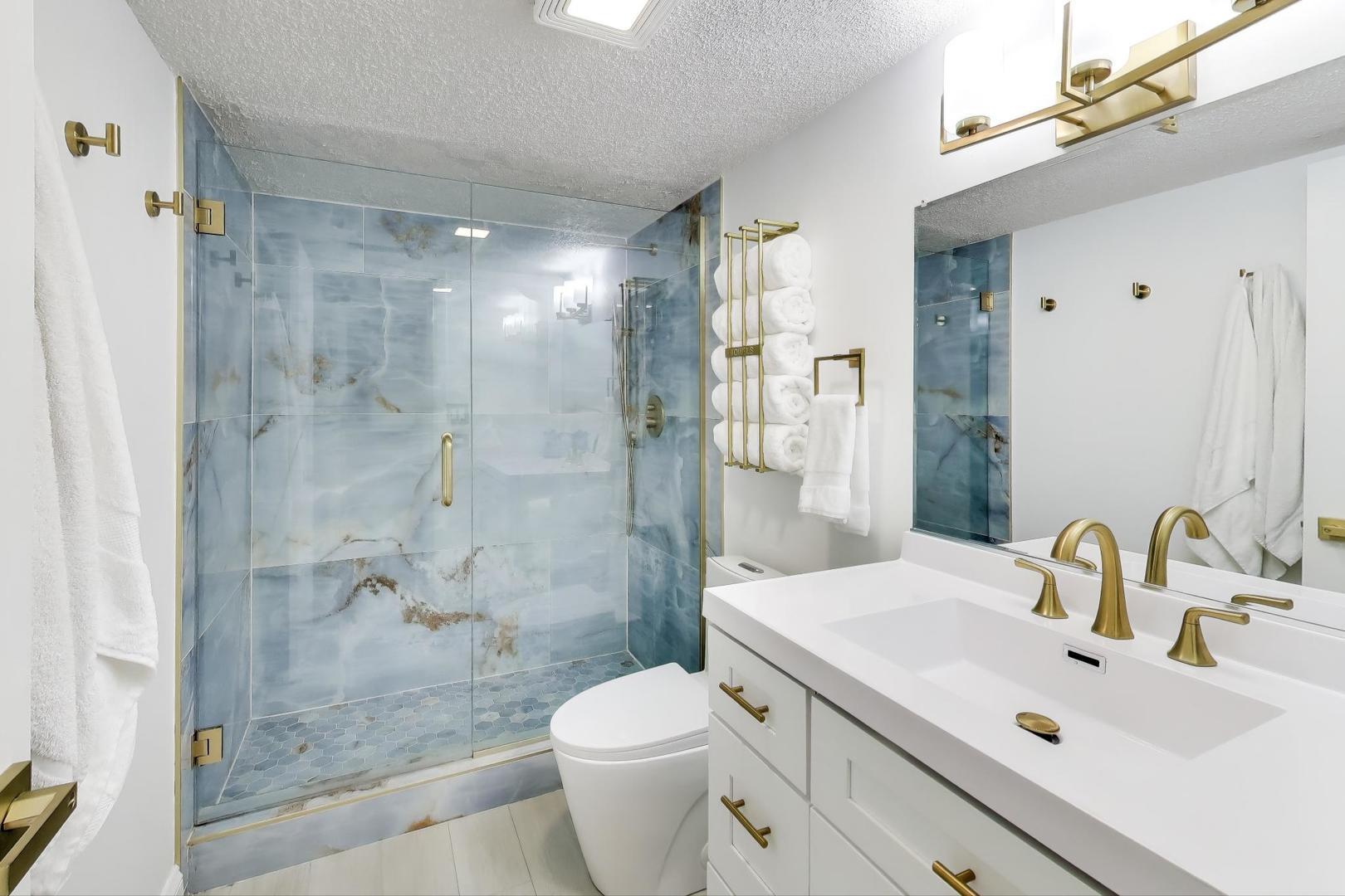 920 Vose Drive #604, Gurnee, IL 60031