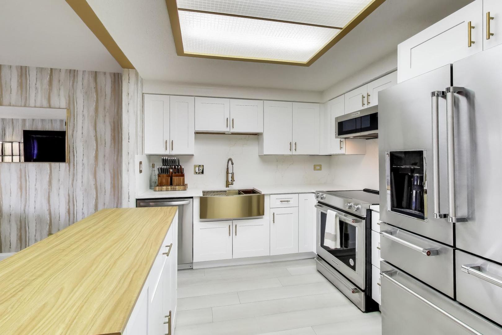 920 Vose Drive #604, Gurnee, IL 60031