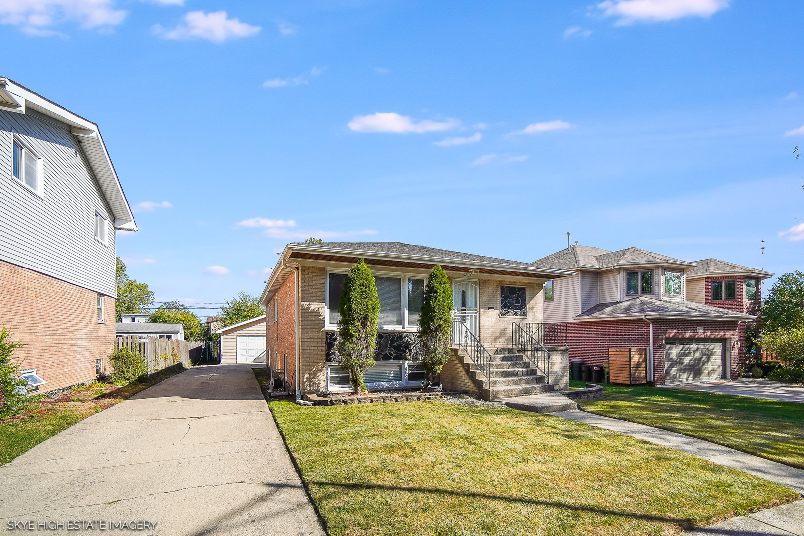 9805 Normandy Avenue, Oak Lawn, IL 60453