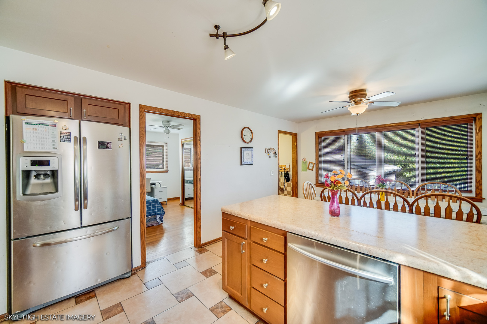 9805 Normandy Avenue, Oak Lawn, IL 60453