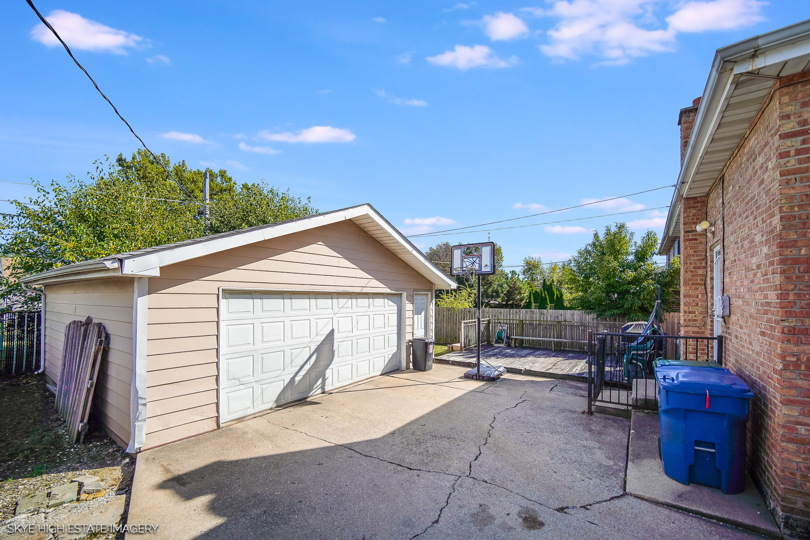 9805 Normandy Avenue, Oak Lawn, IL 60453