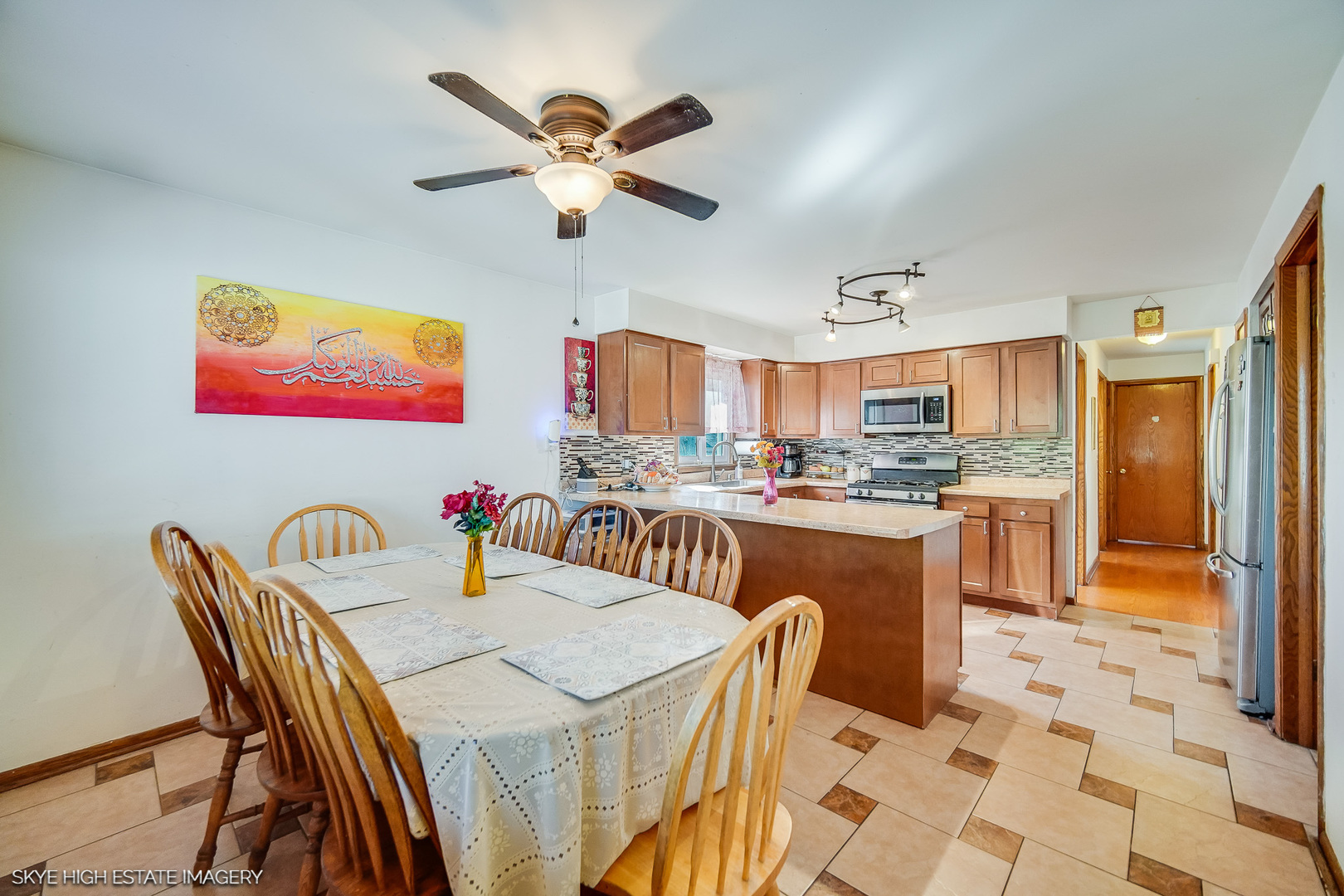 9805 Normandy Avenue, Oak Lawn, IL 60453