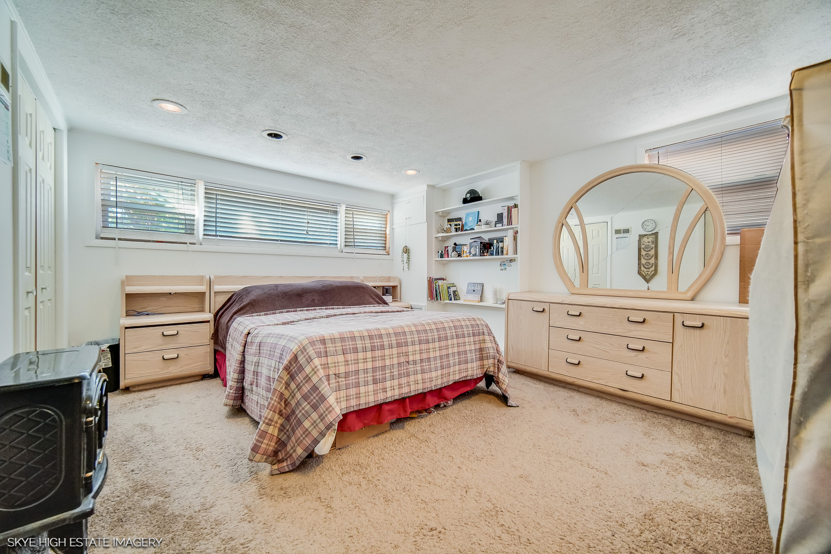 9805 Normandy Avenue, Oak Lawn, IL 60453